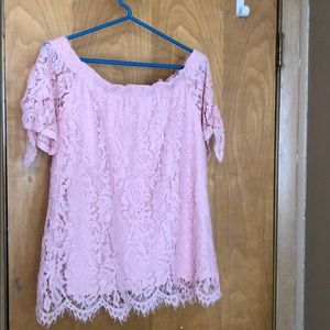Cute pink top size large.